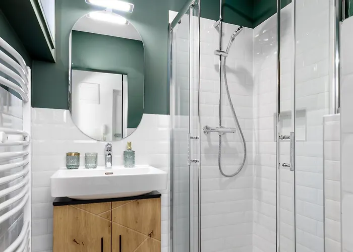 Design-apartment In Mit Netflix & Balkon לינץ